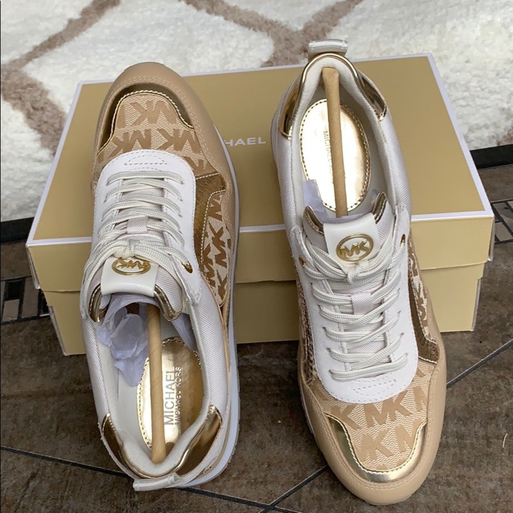 MICHAEL KORS WILMA TRAINER MK LOGO JACQUARD MD - Picture 7 of 16
